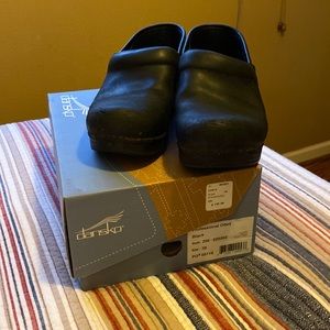 Dansko professional oiled black